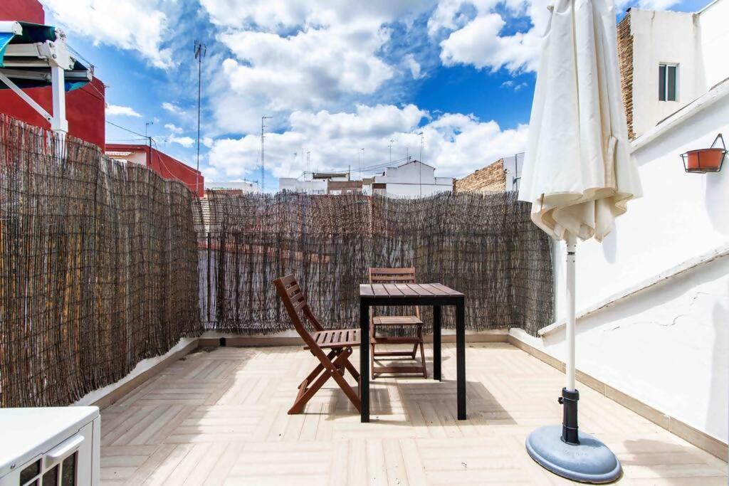 Estudio Para Parejas Con Terraza En La Playa Valenza Esterno foto